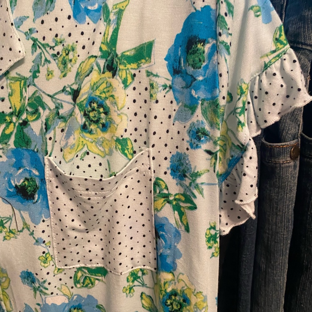 Soft and cozy pajama/loungewear - Picture 3 of 3